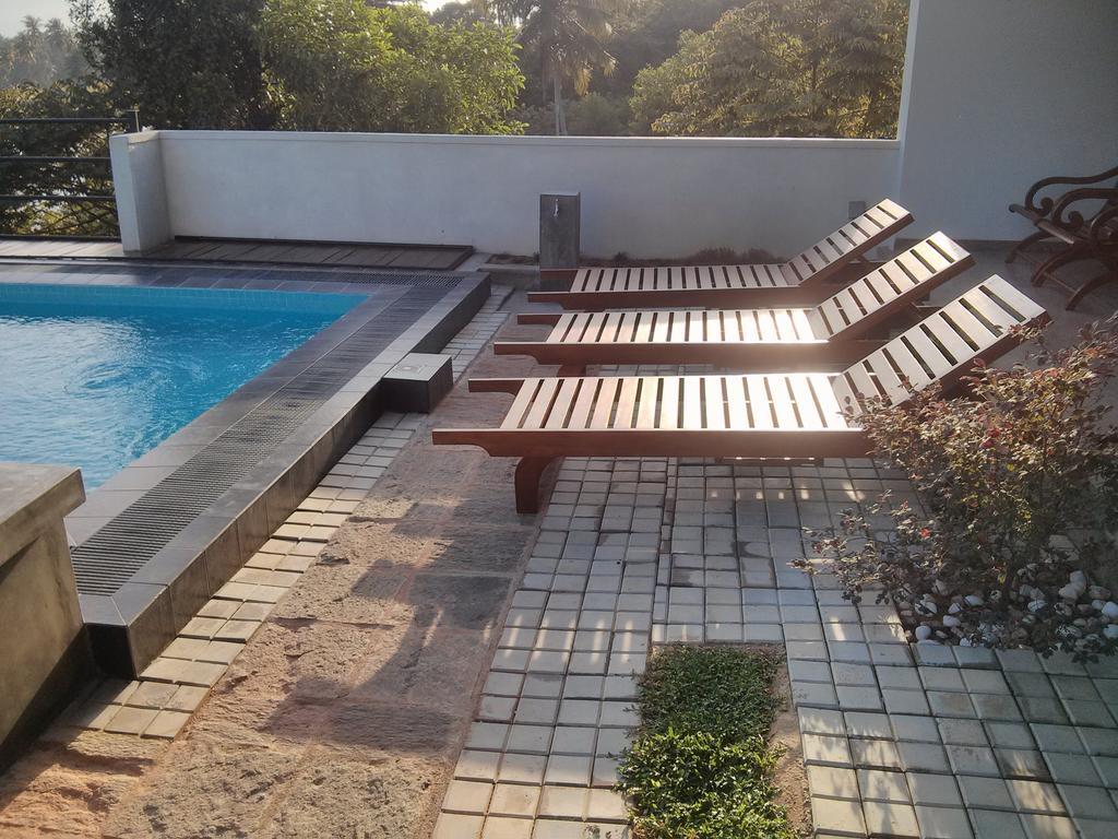 Lotus Villa Holiday Resort Матара Екстериор снимка