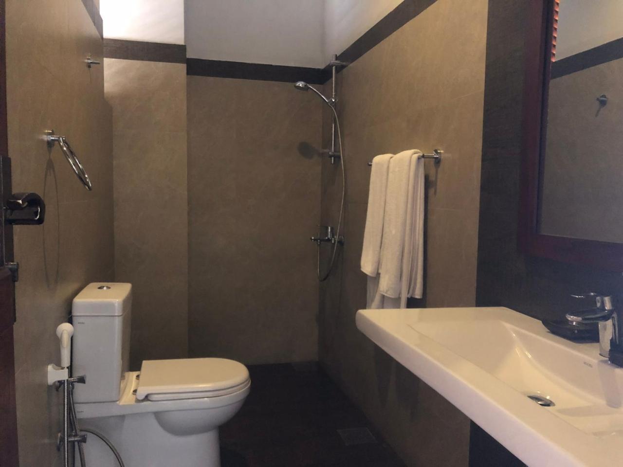 Lotus Villa Holiday Resort Матара Екстериор снимка